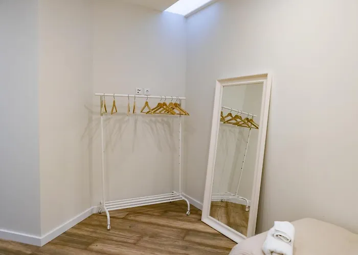 Vale71house アパート ポルト